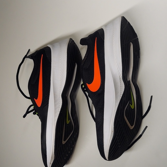 2018 NIKE FAST EXP RACER Men's Sneakers Size 8 - Picture 9 of 9